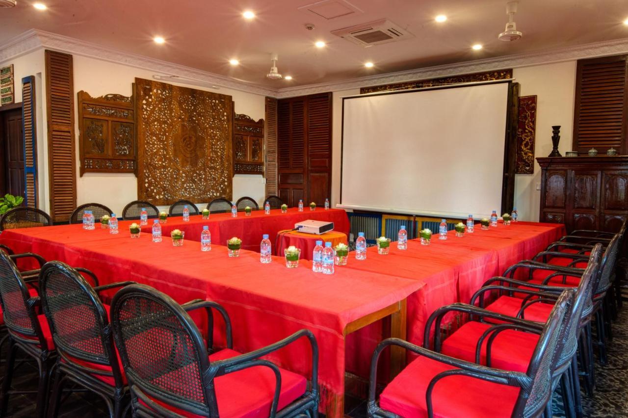 Khmer Surin Boutique Guesthouse Phnom Penh Exterior foto
